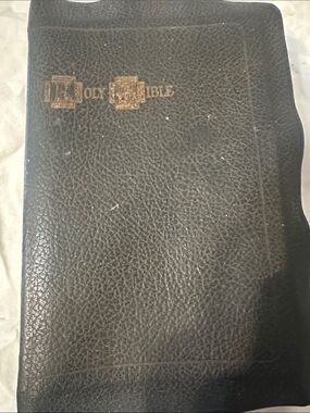 Vintage Cyclopedic Indexed Holy Bible Red Letter Edition Leather